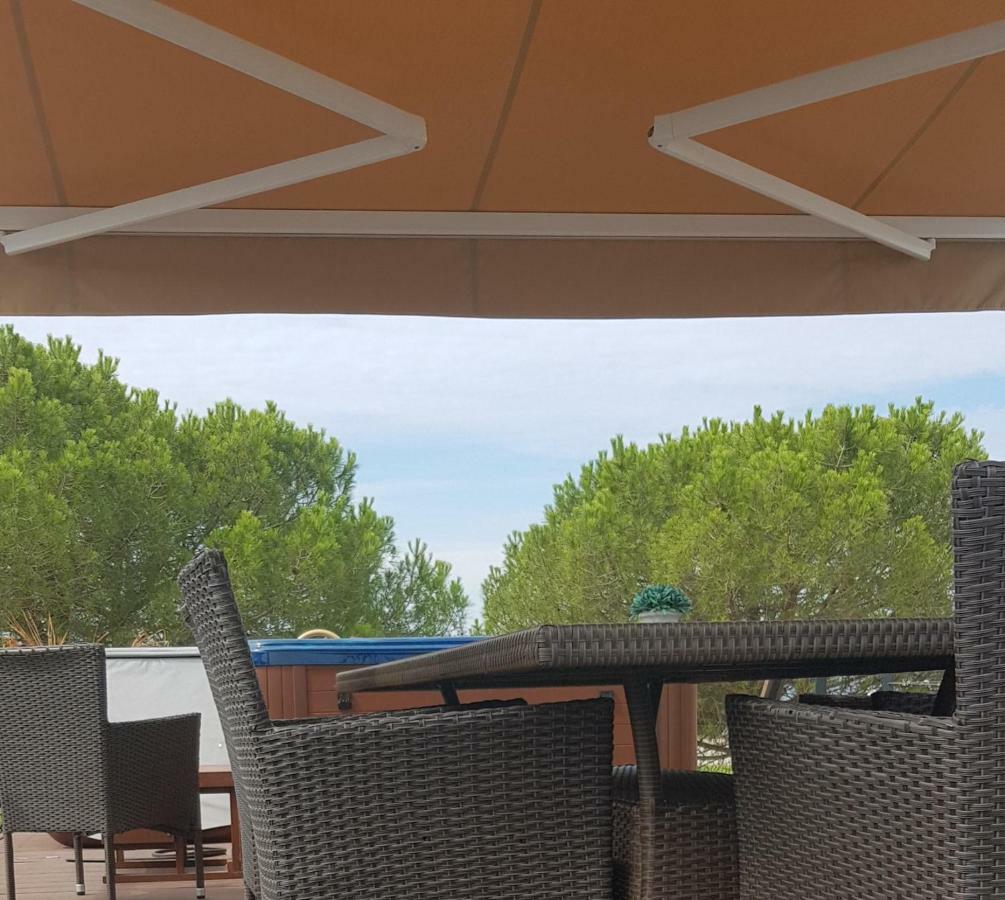 Hotel Floating Sea House Portorose Exterior foto
